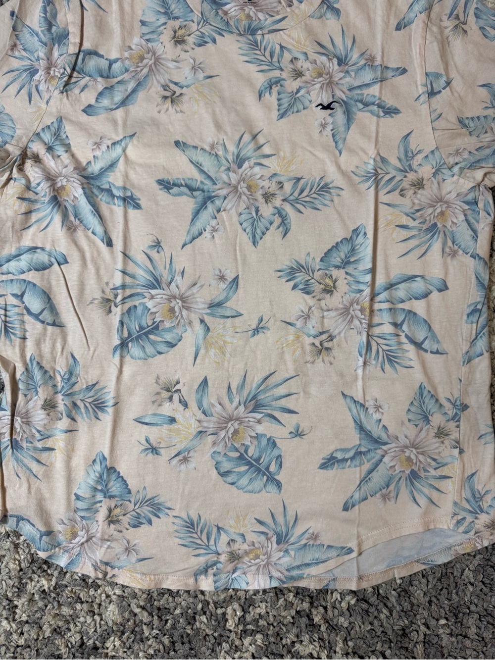 Hollister, Mens Light Pink Tropical Floral Print Short Sleeve Tshirt, XL - Picture 2 of 4